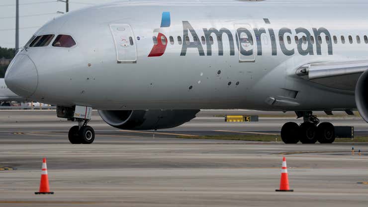 Image for American Airlines is making WiFi free on most fights