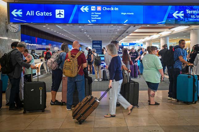 Image for article titled The 8 most chaotic airports in America