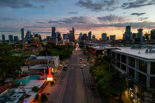Image for article titled The 10 best big cities in America for weddings that won&#39;t break the bank