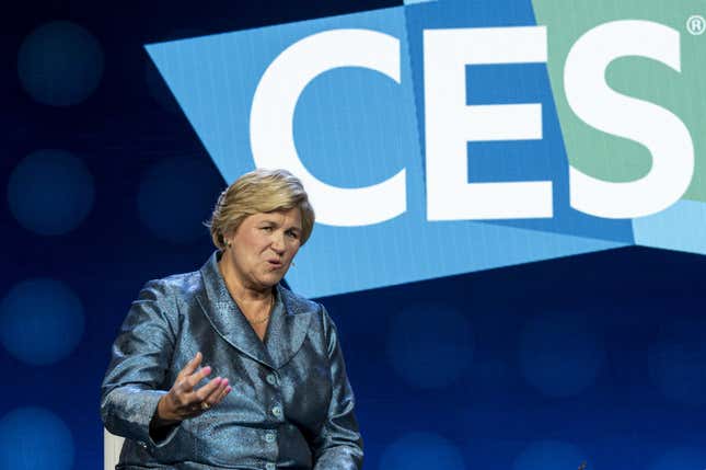 Image for article titled 8 powerful women CEOs running Fortune 500 companies