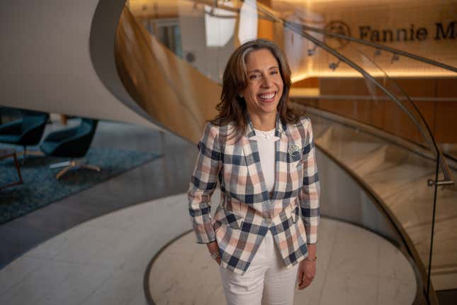 Image for article titled 8 powerful women CEOs running Fortune 500 companies