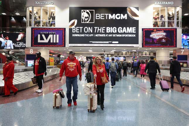 Image for article titled The 8 most chaotic airports in America