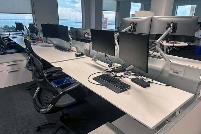 Image for article titled Amazon and 5 other major companies that have ditched remote work
