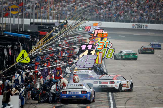 Image for article titled The 10 best states in America for car enthusiasts